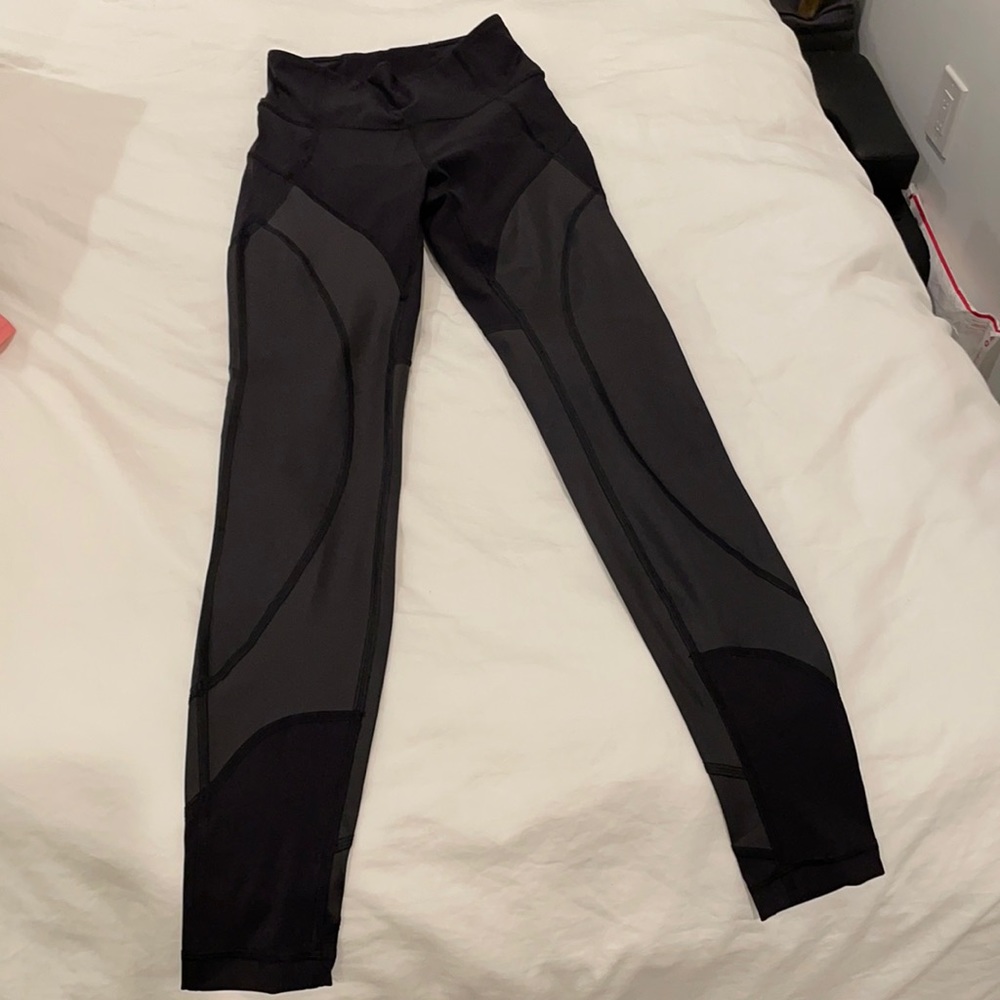 LULULEMON Tried on only / NO TAGS - Picture 3 of 6